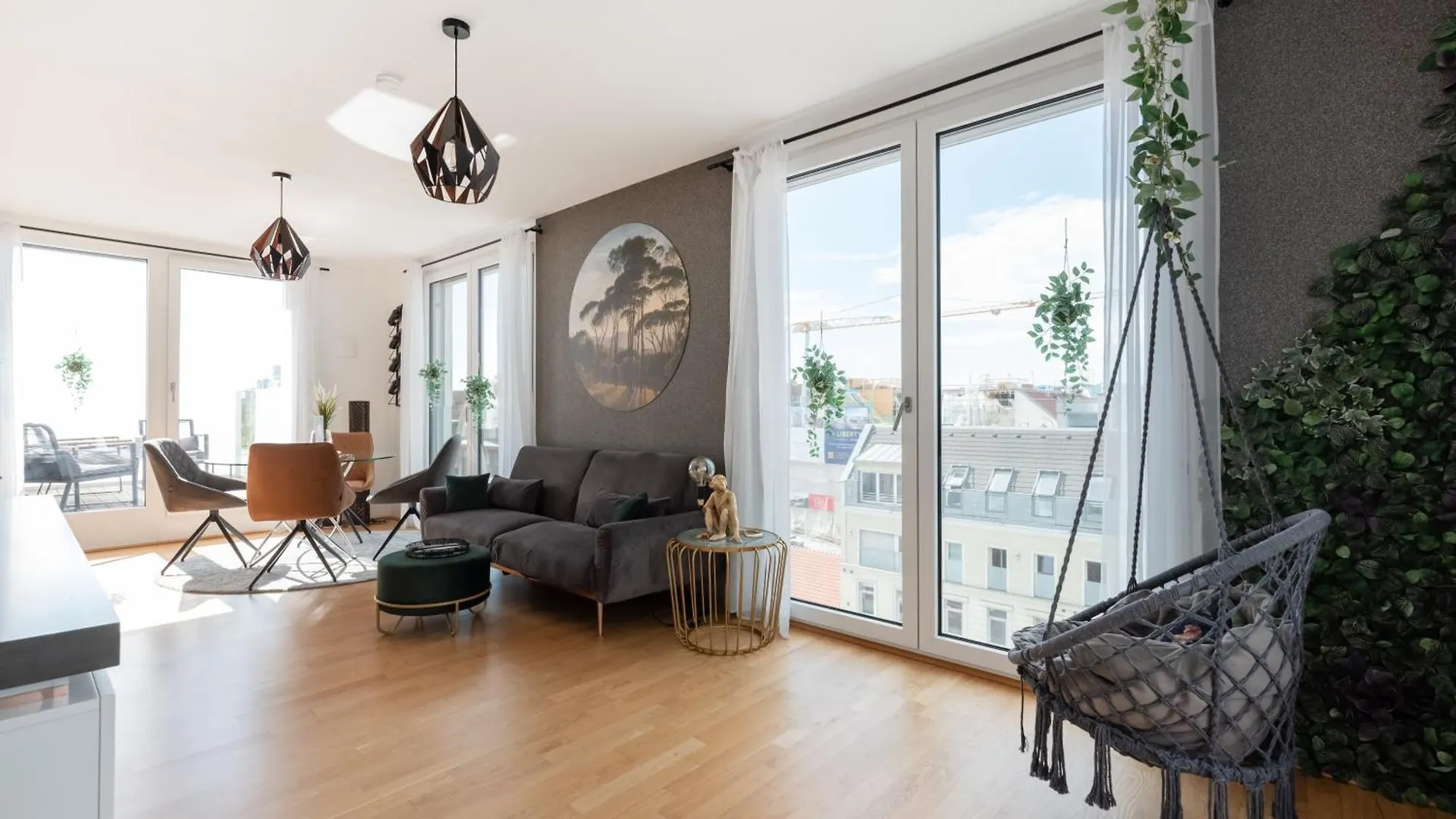 Apartment Mit Traumhafter Dachterrasse & Weitblick Βιέννη