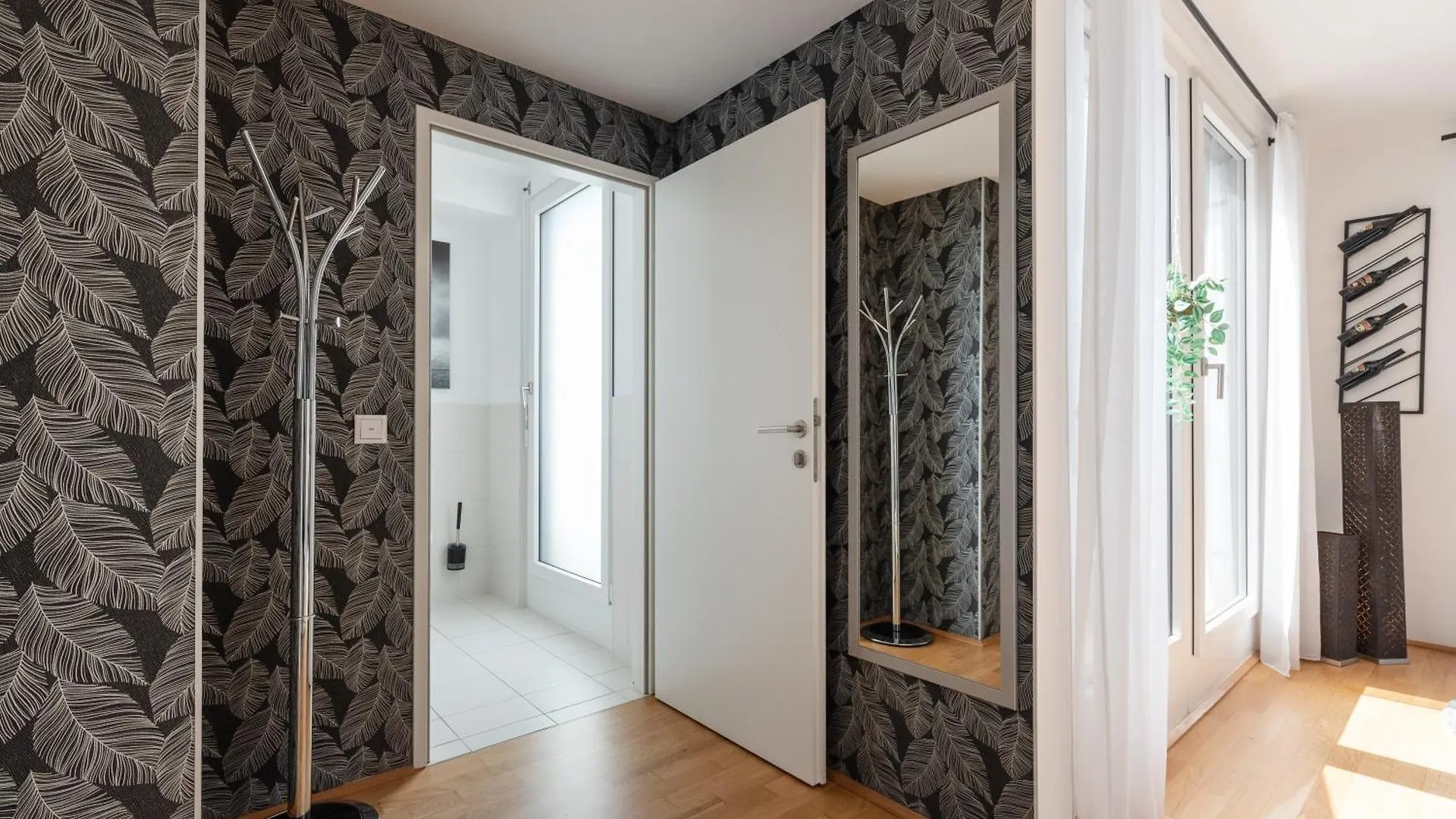 Apartment Mit Traumhafter Dachterrasse & Weitblick Vienna 0*,